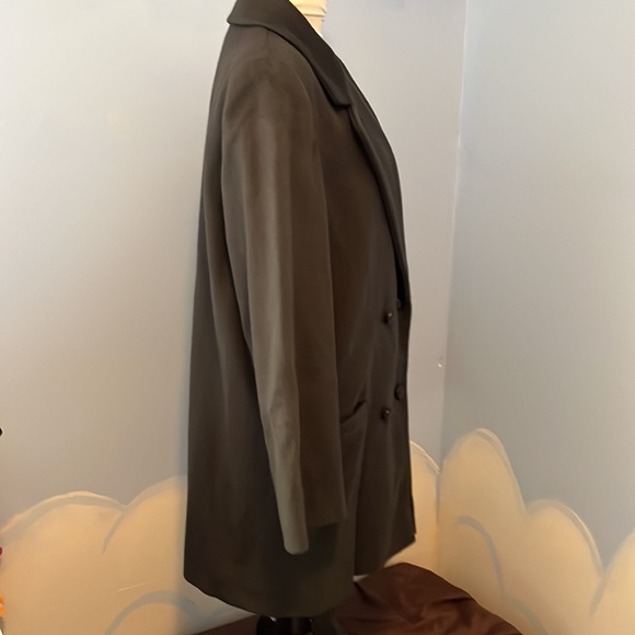 Women’s Forecaster  75%wool blend heavy coat, army green color, size 14, $40 - Picture 5 of 9